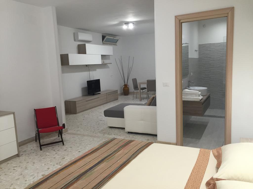 Casa Commenda Apartment Brindisi Bagian luar foto