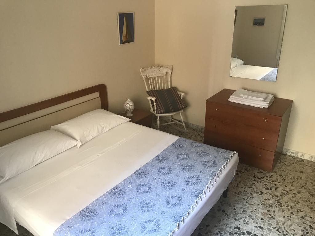 Casa Commenda Apartment Brindisi Bagian luar foto