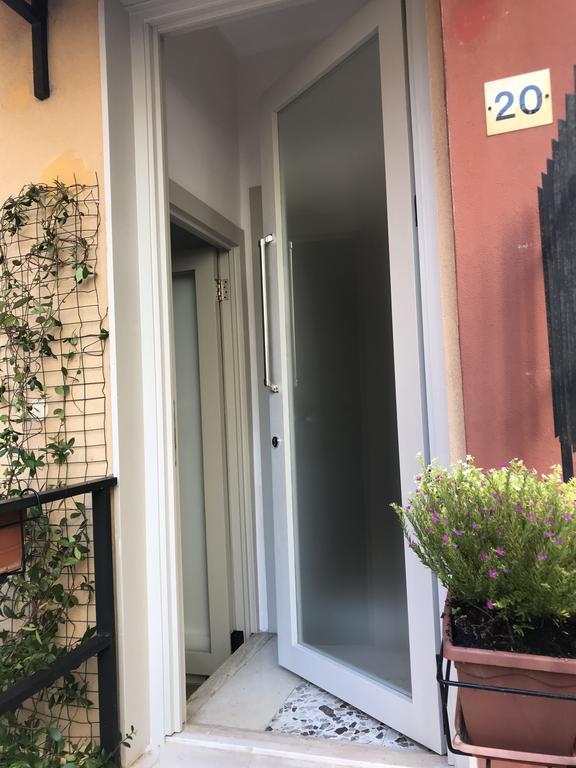 Casa Commenda Apartment Brindisi Bagian luar foto